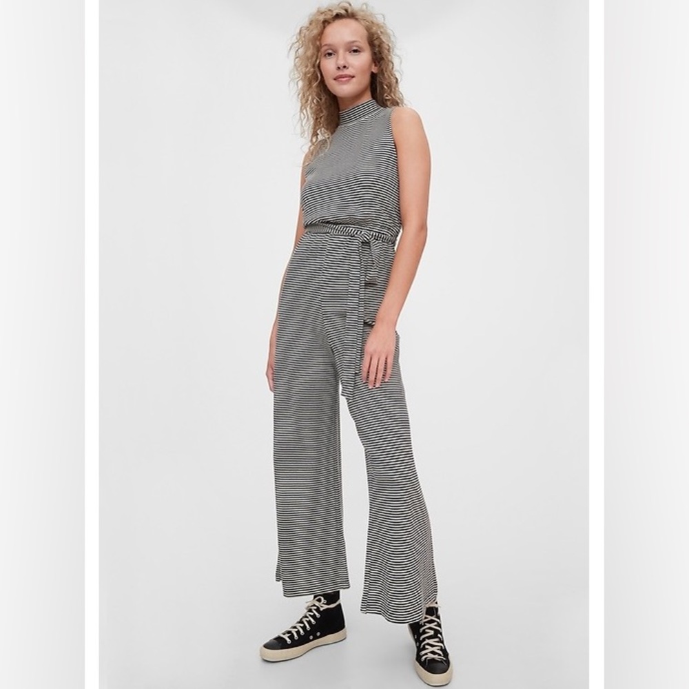 Gap sleeveless mock neck jumpsuit